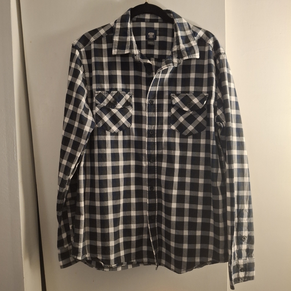 Route 66 Women's Black and White Plaid Long Sleeve Shirt